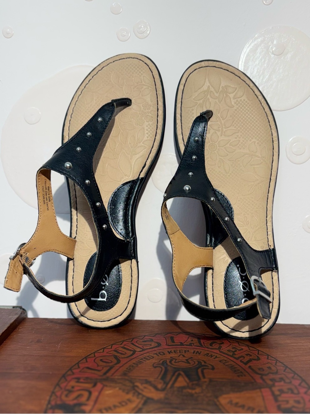b.o.c. Born Concept Black Studded T-Strap Thong Slingback Sandals - Size 10